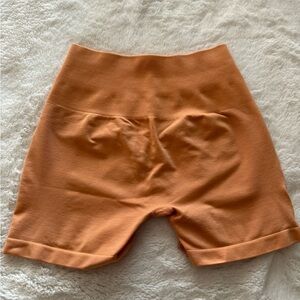 Alphalete Orange Amplify Shorts Size Extra Small